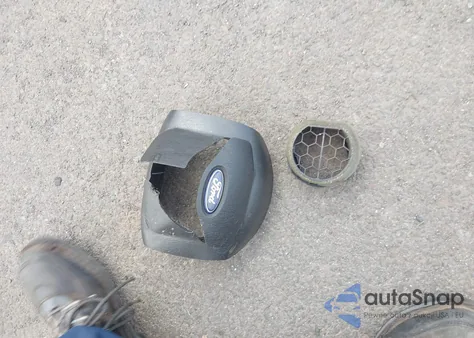 2011 Ford E-350 Super Duty Xl из США, поврежденный, VIN 1FBSS3BL5BDB09954